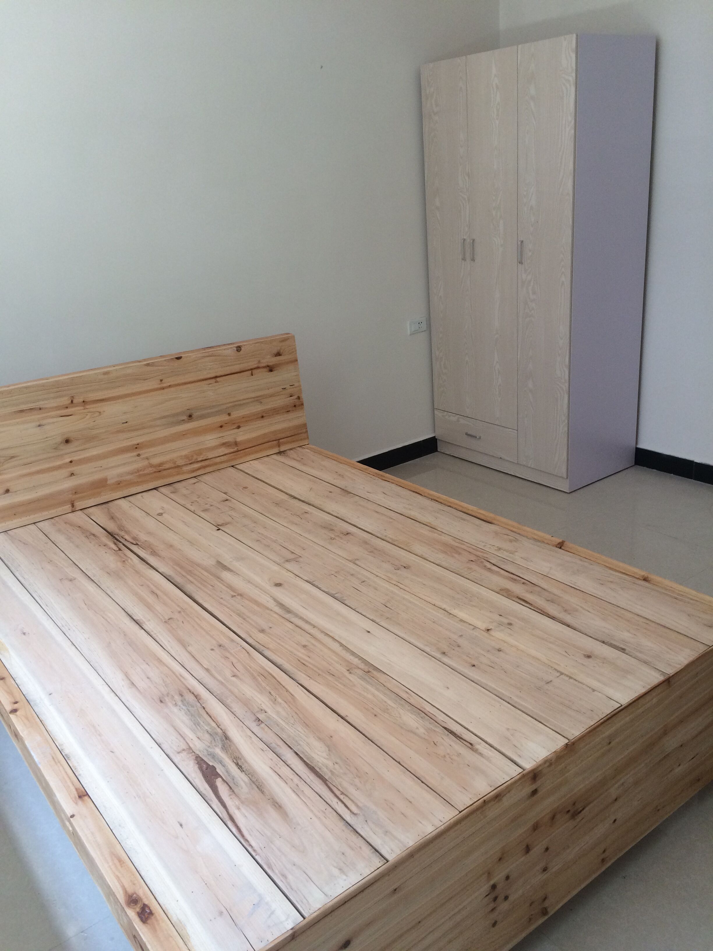 复州花园北门自建新房出租