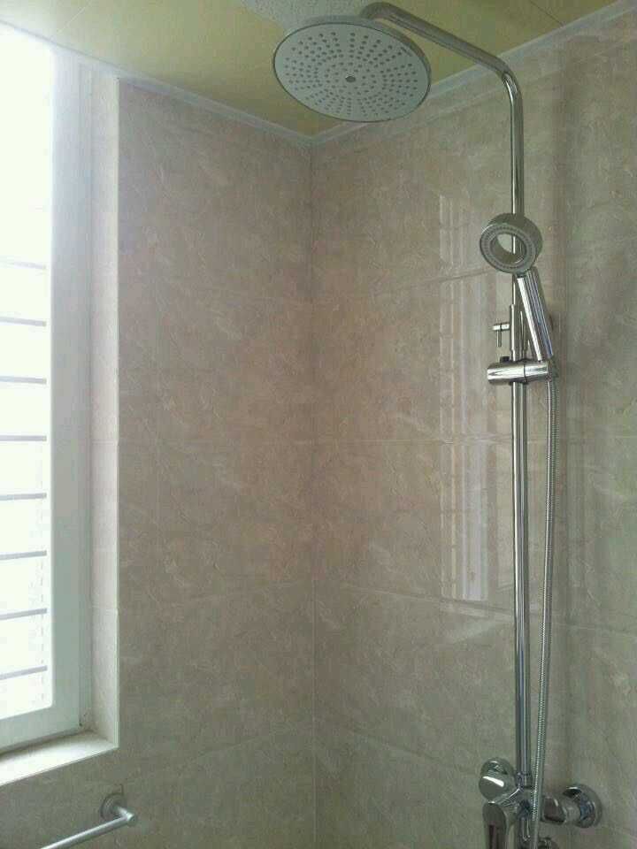 翰林公馆（一中对面）二室一厅 房精装出售