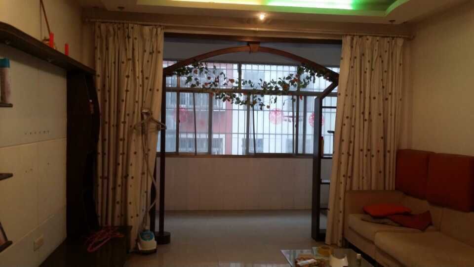 西桥菜场对面德美花园