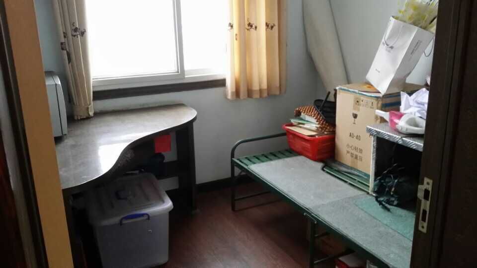 西桥菜场对面德美花园