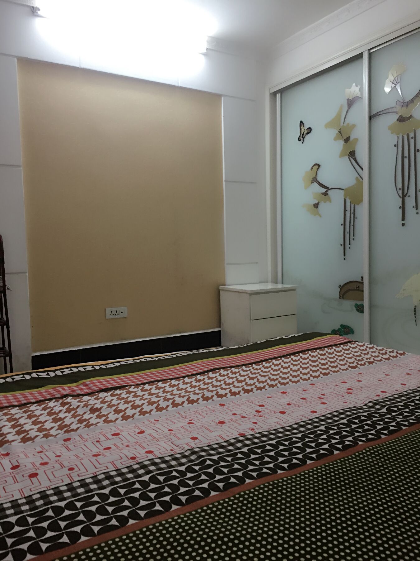 2室1厅闲置房低价出售老人民医院旁