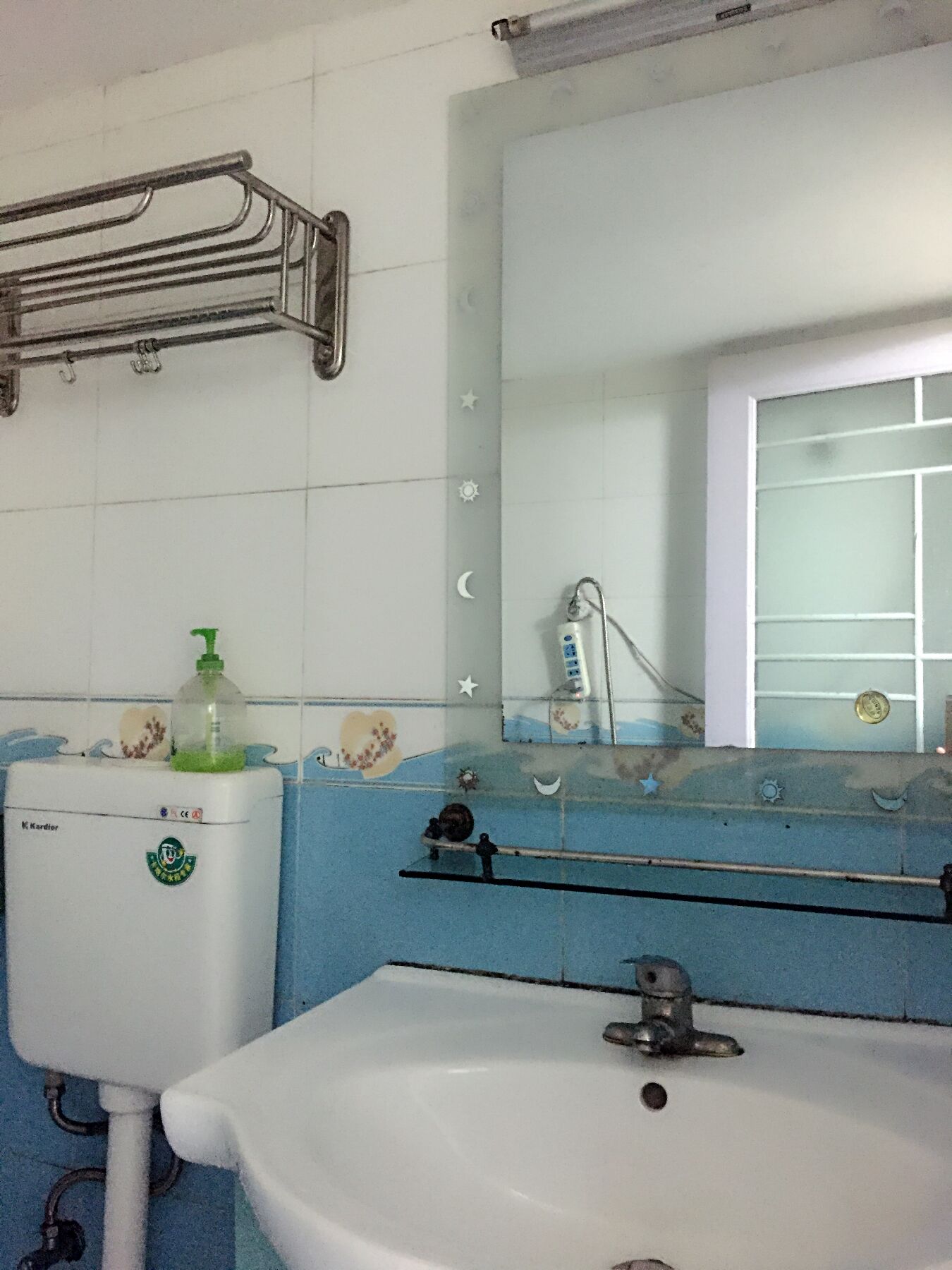 2室1厅闲置房低价出售老人民医院旁