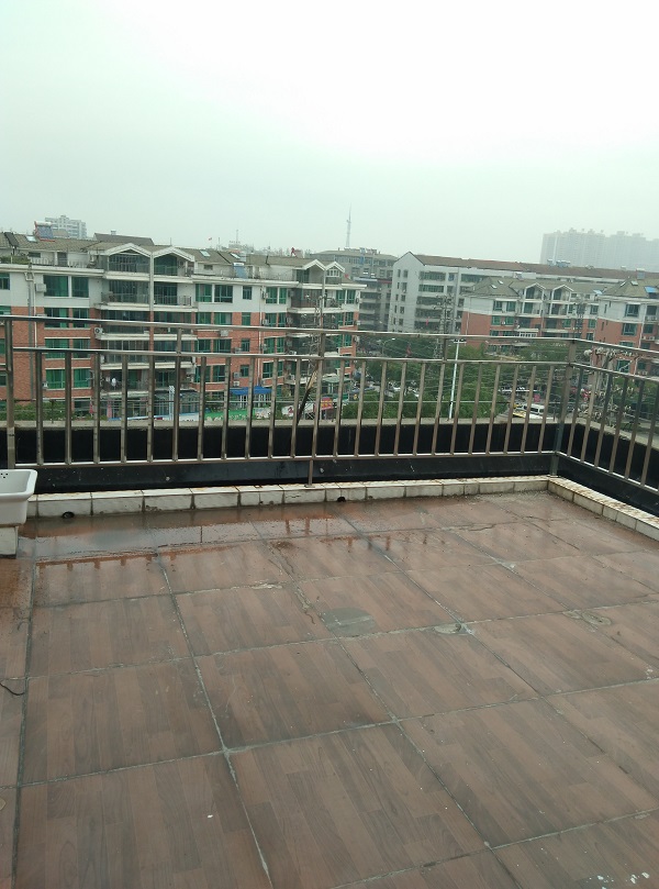 出售青青家园二期住房