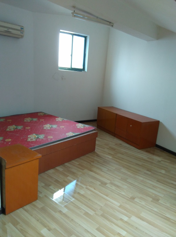 出售青青家园二期住房