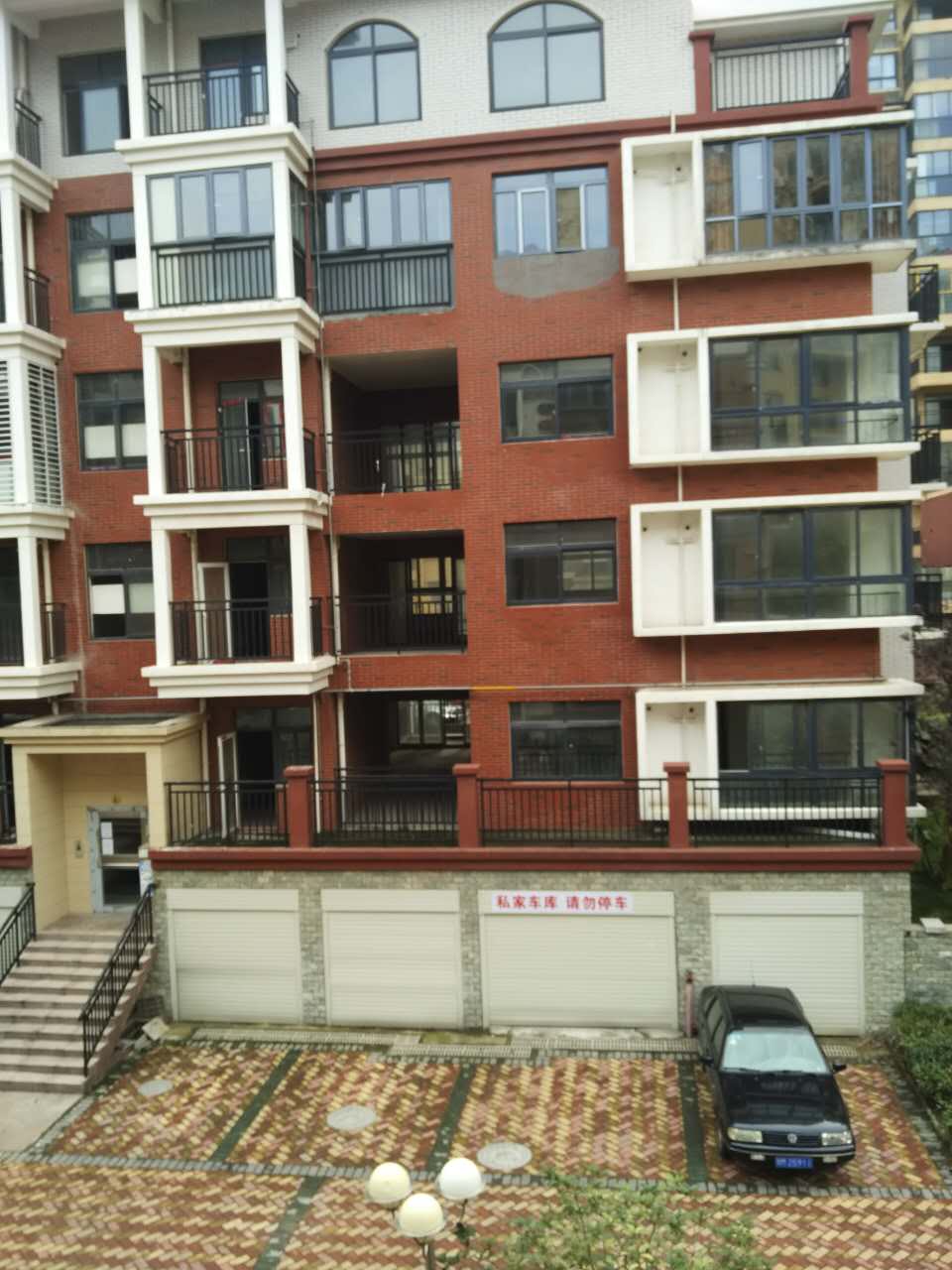 三丰鼎城小洋楼低价出售