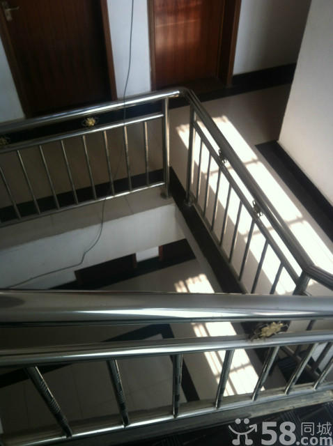 (出租)日租,月租;单间,整租均有。