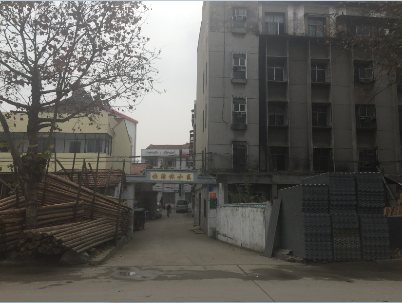 沿江大道油榨湾社区快活林小区自建私房（5层高）