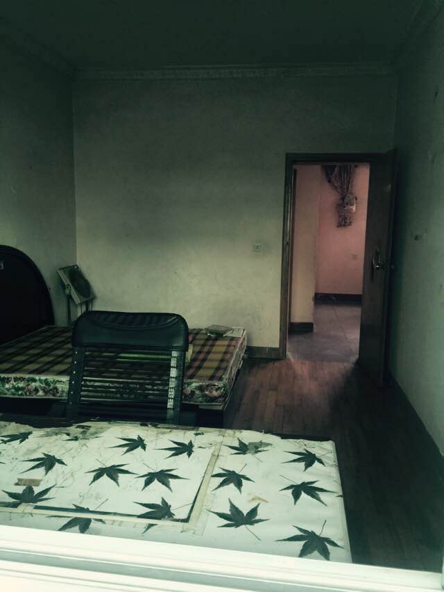 急售，交警大队宿舍3室2厅房屋出售