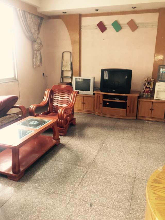 急售，交警大队宿舍3室2厅房屋出售