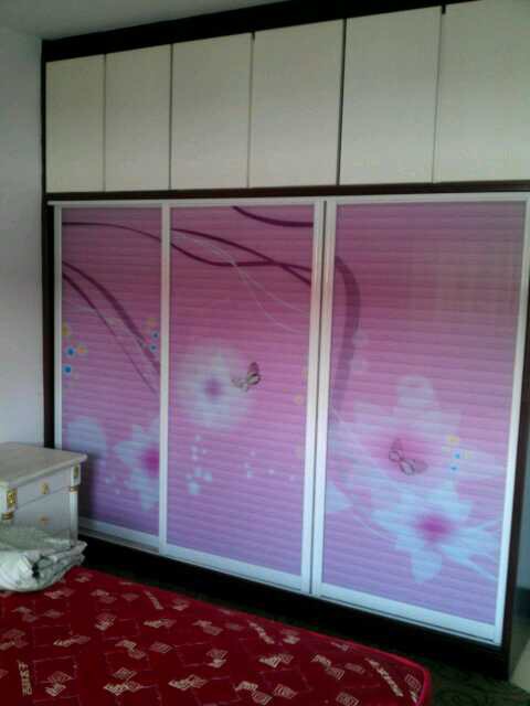 宏达小区三室两厅房出售