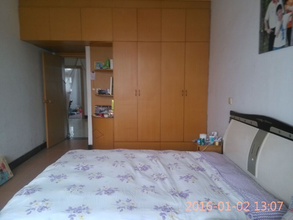 复州大道北一巷老法院宿舍（三室二厅二卫130平米）出售