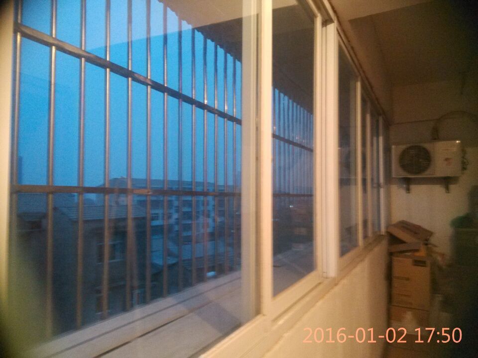 复州大道北一巷老法院宿舍（三室二厅二卫130平米）出售