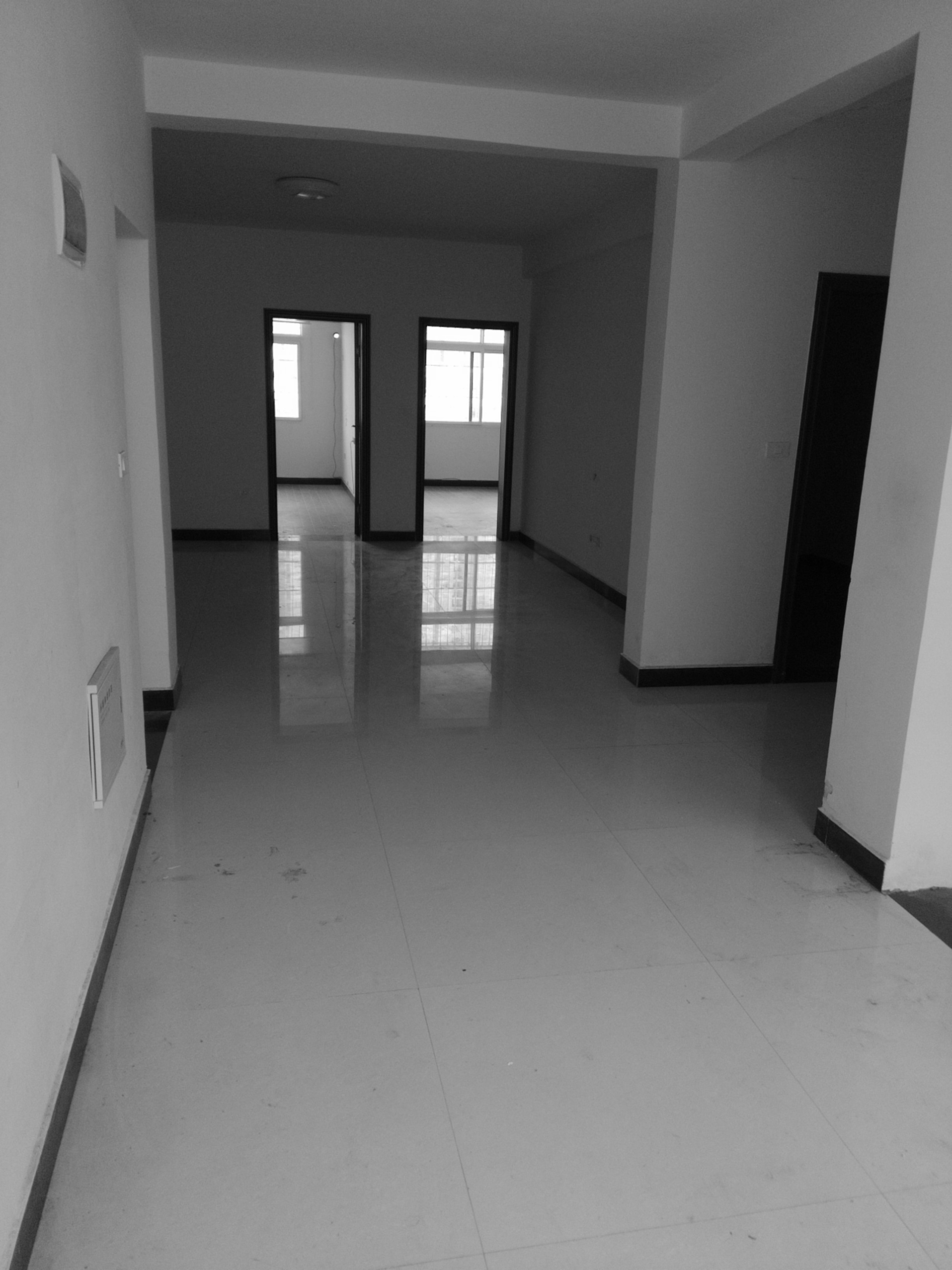 市区干河锦绣江山旁 3室2厅 120平米 简单装修