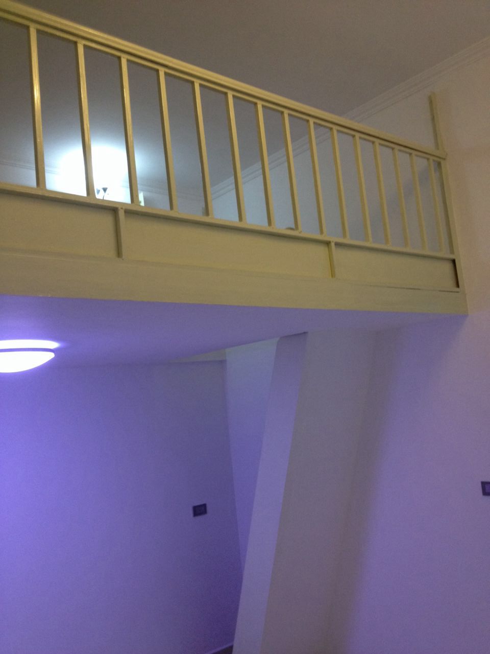 富迪三友生活广场学生公寓出租(全套家具， 装修)