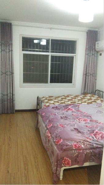 出售张沟文卫路3室2厅2卫1厨，带车库138㎡