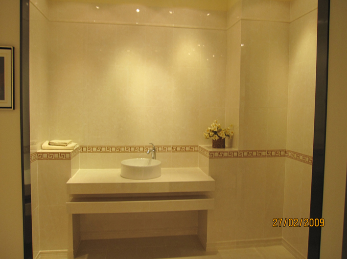 一中对面漫城林语