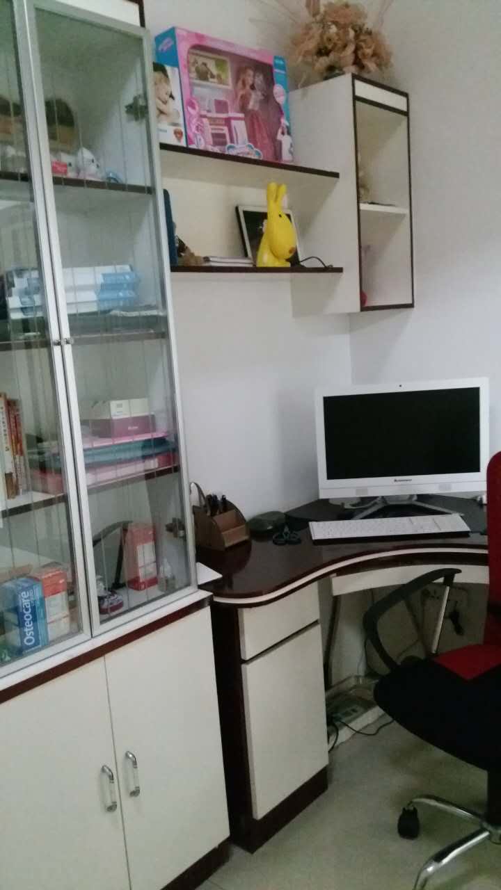 笆篓湾社区、 房，交通便利、设施齐全