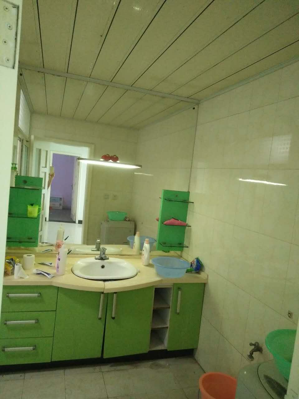 武商附近优良地段、精装房子出租（120㎡、空调、家电、家私等都齐全）