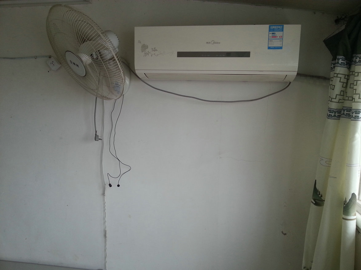 复州花园雅竹园3室2厅出租650元/月