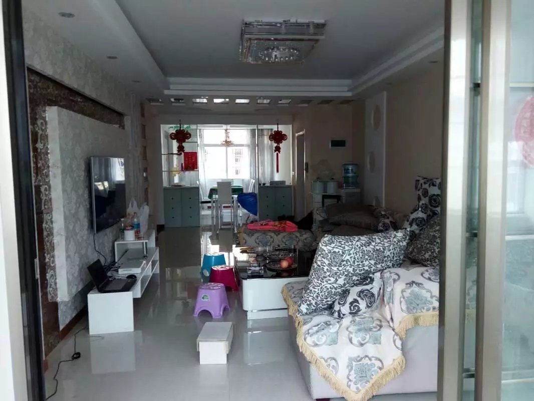 交通菜市场，仙源 ，伟才国际幼儿园附近厅室新房出租