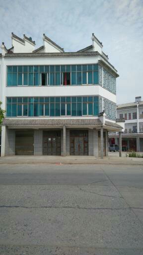 临街旺铺低价整体急售两证齐全