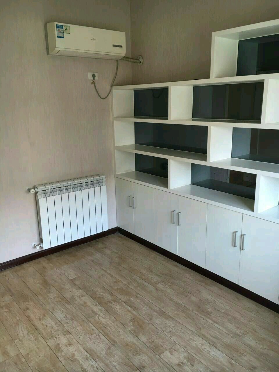 绿地华庭一期墅级洋房3室2厅2卫137平米