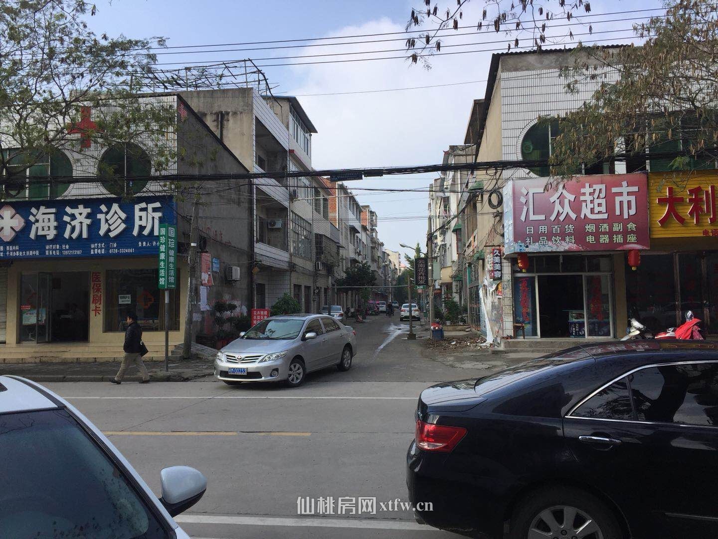 城区坐北朝南的台基