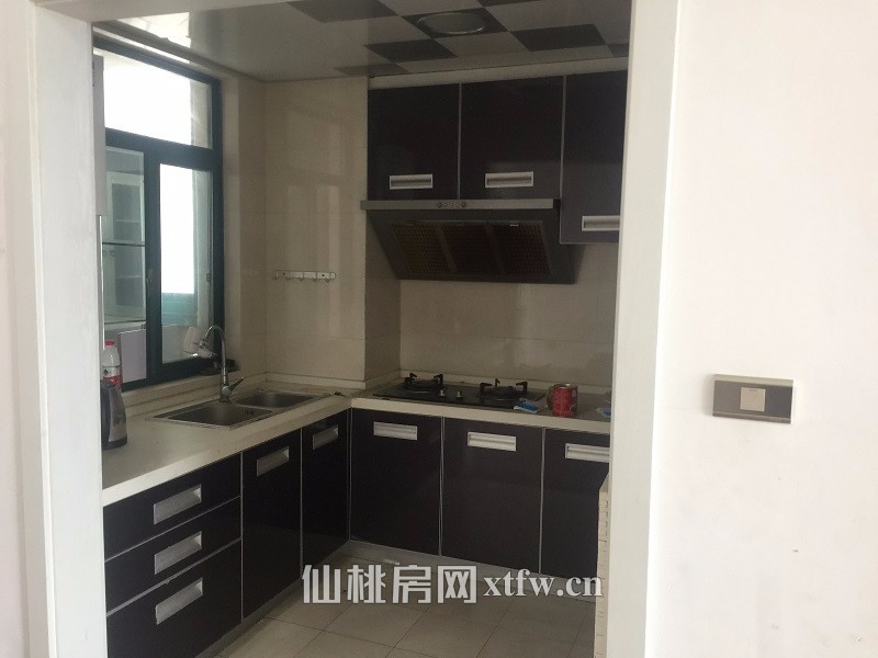 时代广场2室2厅住宅