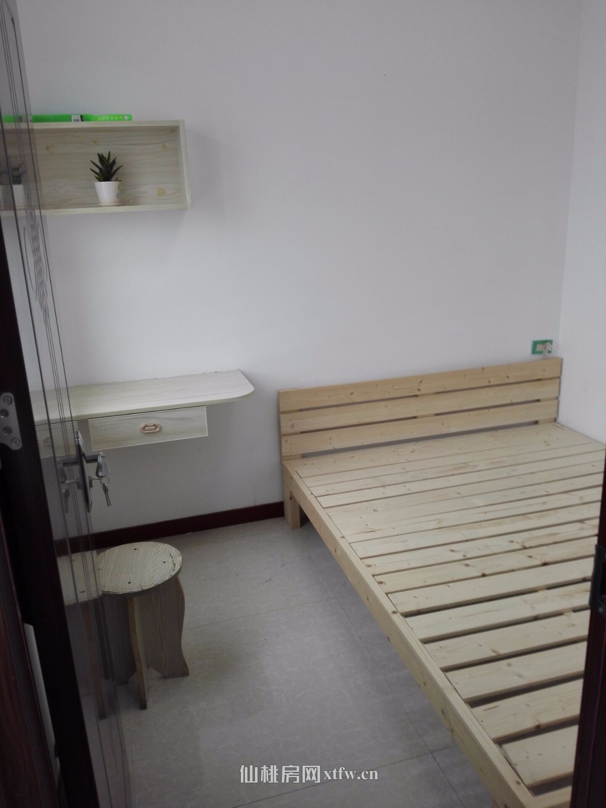 仙桃中学对面学府公寓