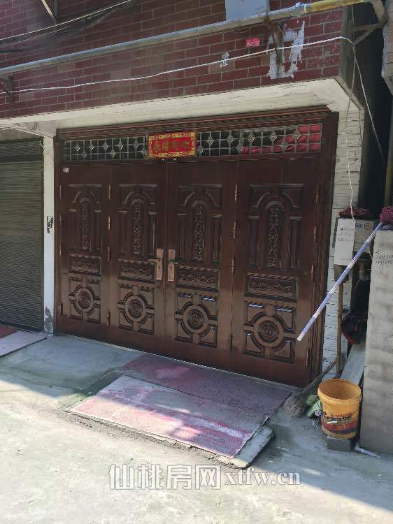 丝宝路华云大酒店对面一楼巷子养老居家