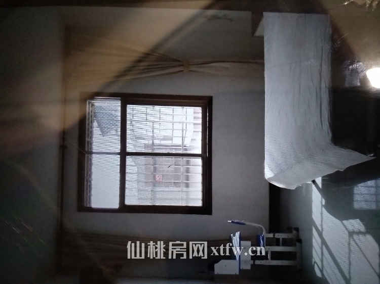  菜场便利车站附近