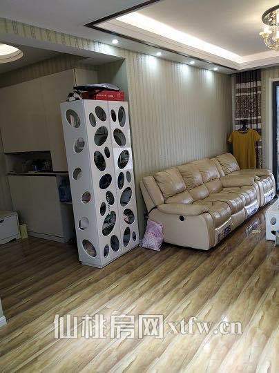 御台公馆 电梯中层 精装3房 满五 无过户费