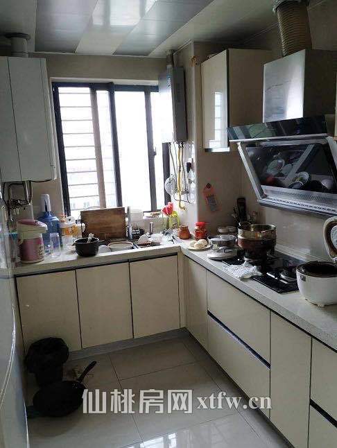 御台公馆电梯中层精装3房满五无过户费