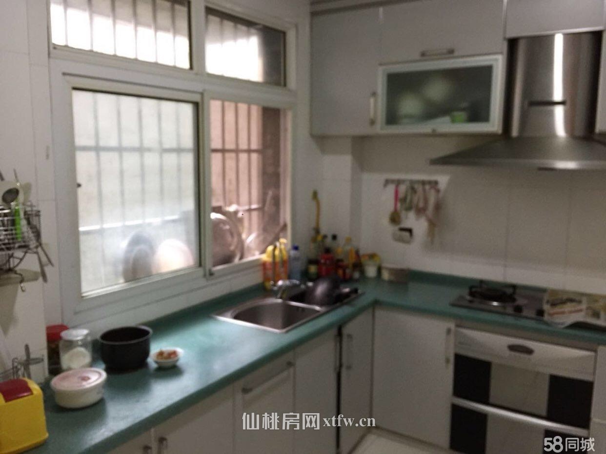 沃尔玛、中百仓储后五层自建房（精装）