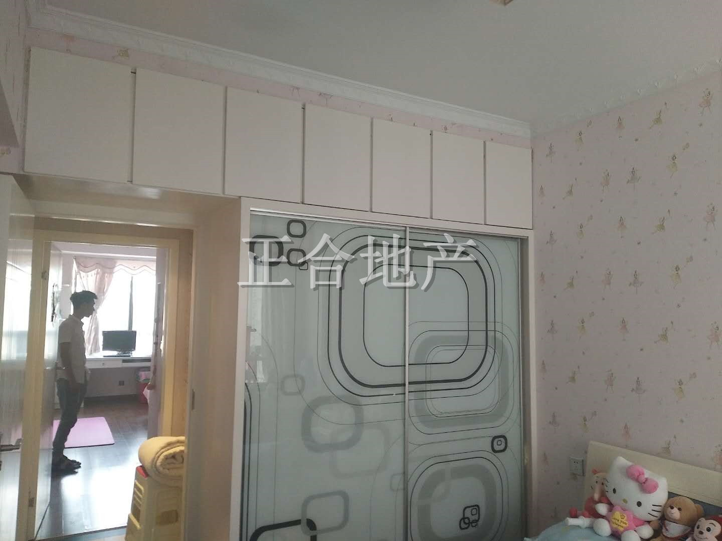 金诚花园精装大三房，产证满五，拎包入住！