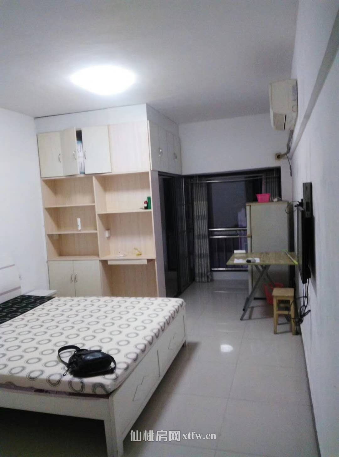 大兴公寓电梯房一室一厅一卫