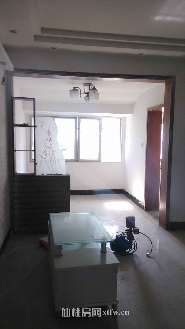 好地段 房低价出售