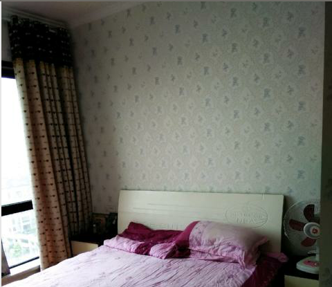 香格里拉精装三房，两证齐全，好房哦！