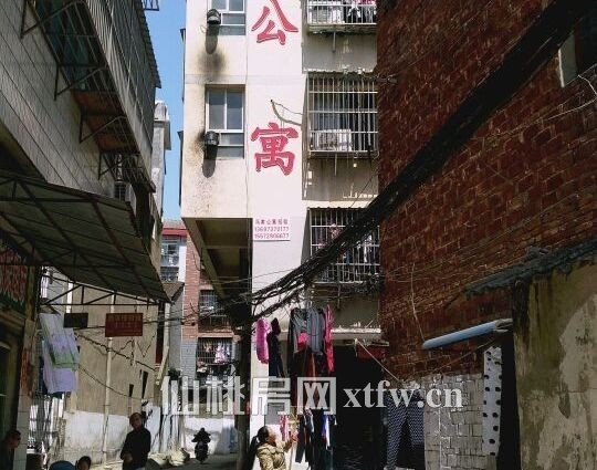 钱沟二路冯家公寓一室一厅一厨一卫带空调热水器