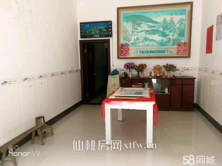 通海口一间三层房屋出售