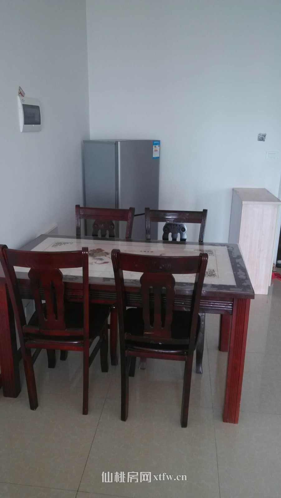  房出租，拎包入住，生活方便，交通便捷，非诚勿扰