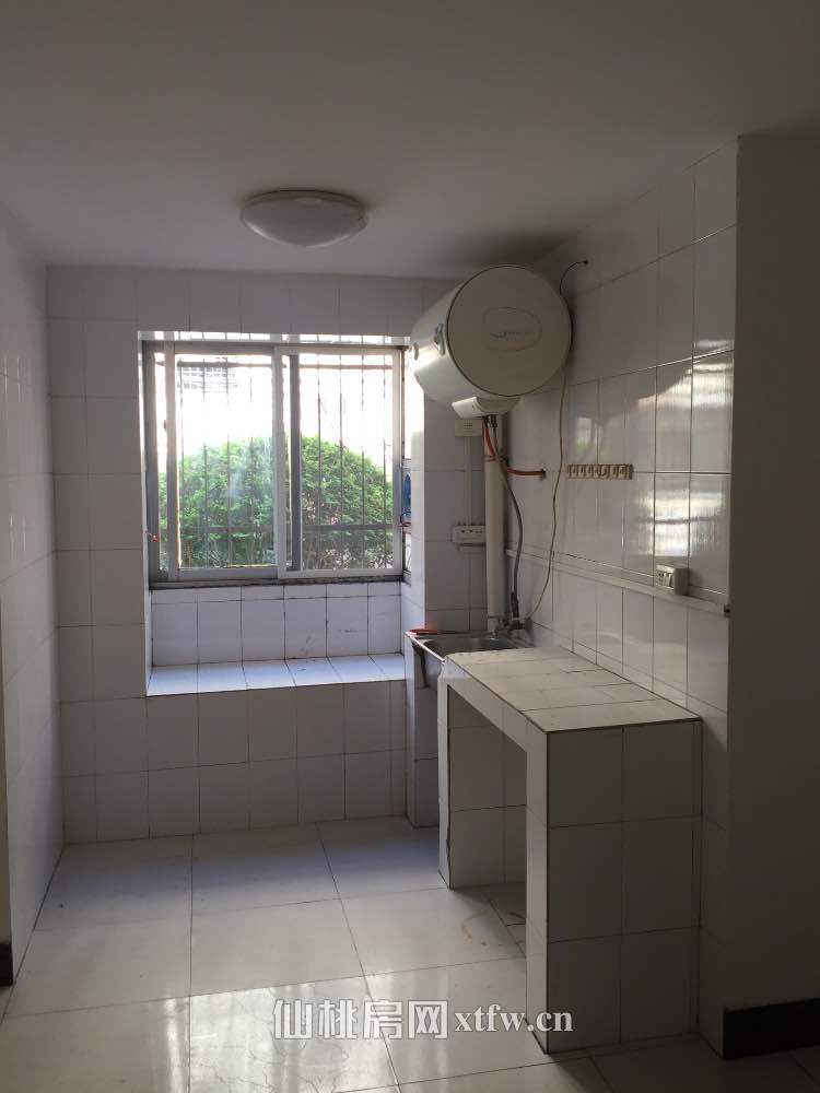 仙桃中学（沔中）旁汉江学生公寓园