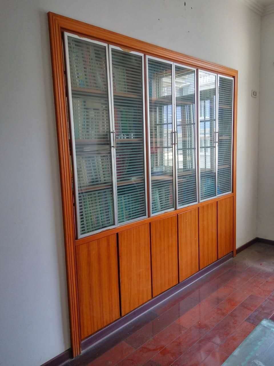 宏运名居现房，装修好，两证满2年！