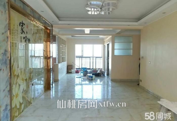 满庭春供暖房证件满2年新装未住大三房好楼层