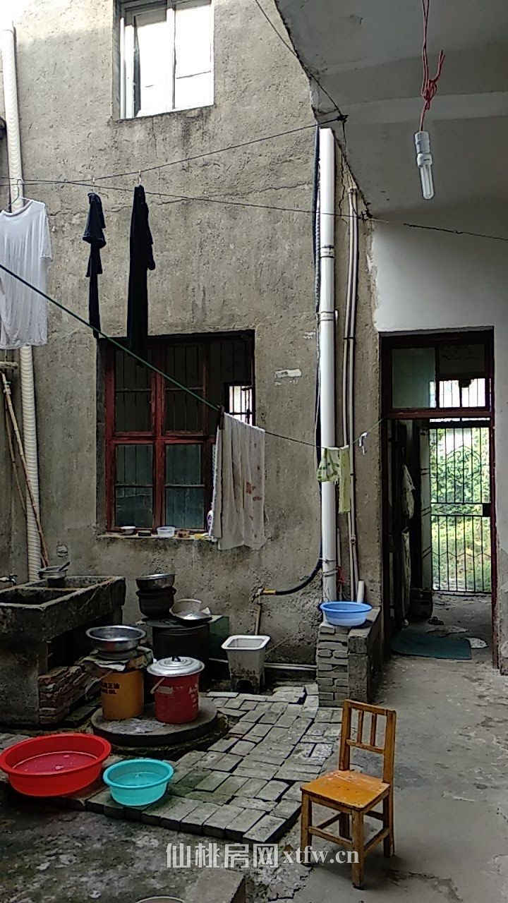 沔街临街整栋二层私房出租