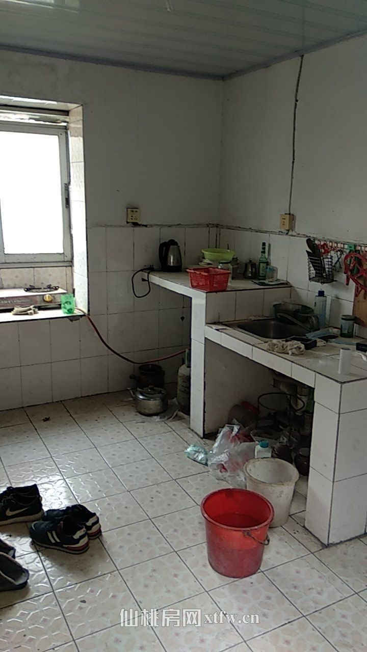 沔街临街整栋二层私房出租