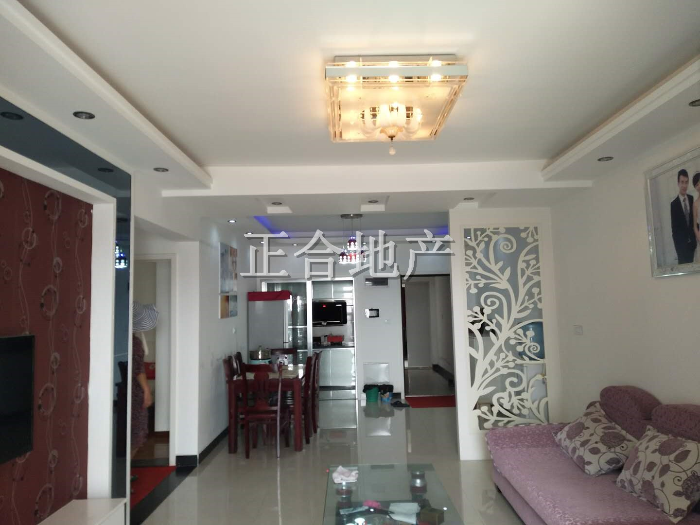 福星城精装二房，证件齐全，价格优！