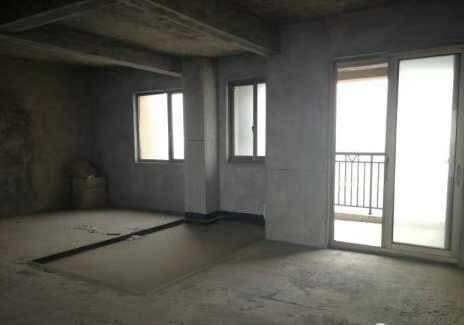 锦绣江山毛坯现房，楼层好，证件齐全！