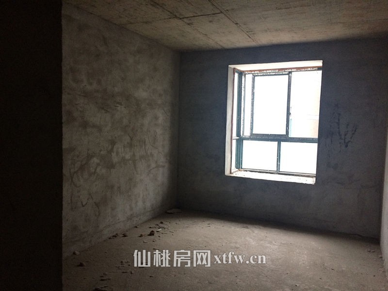 彭场格兰御景园毛坯好房