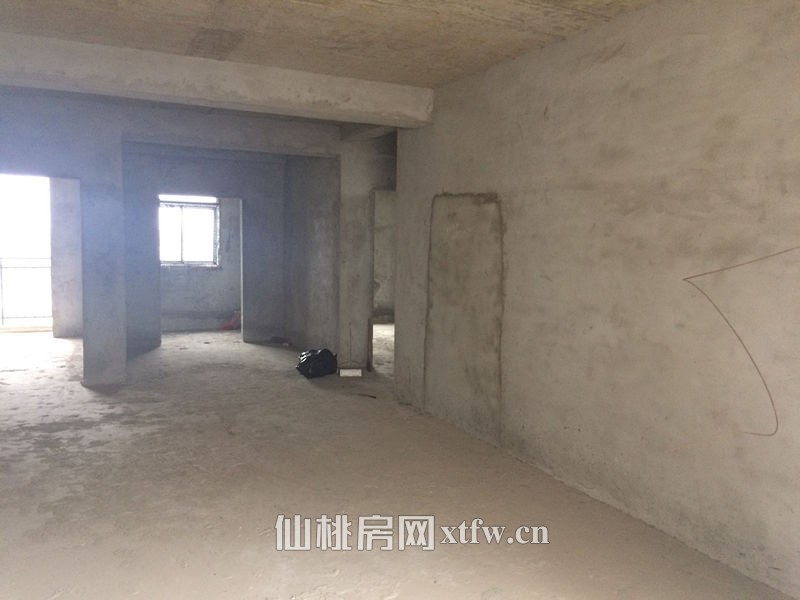 彭场格兰御景园毛坯好房